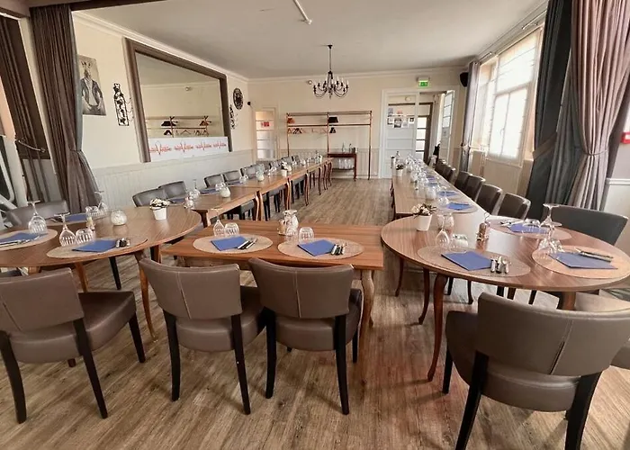 Au Petit Вилла *